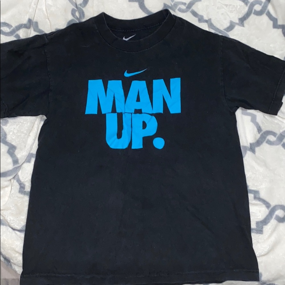 NIKE MENS T-SHIRT SIZE MEDIUM